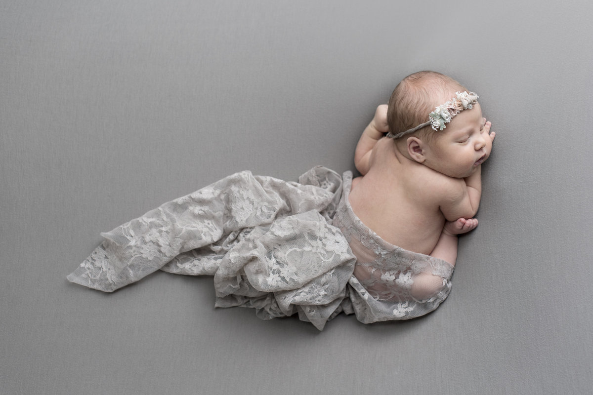 Newborn baby professional photography in Bend OR