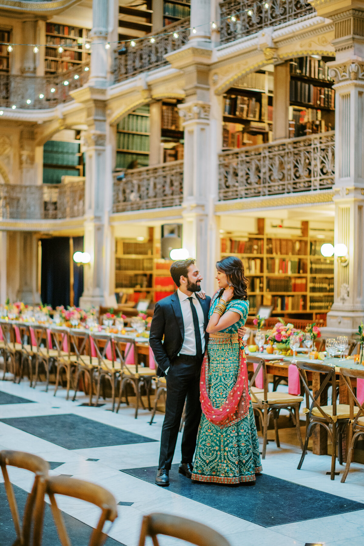 George-Peabody-Library-Engagement-Photos-31