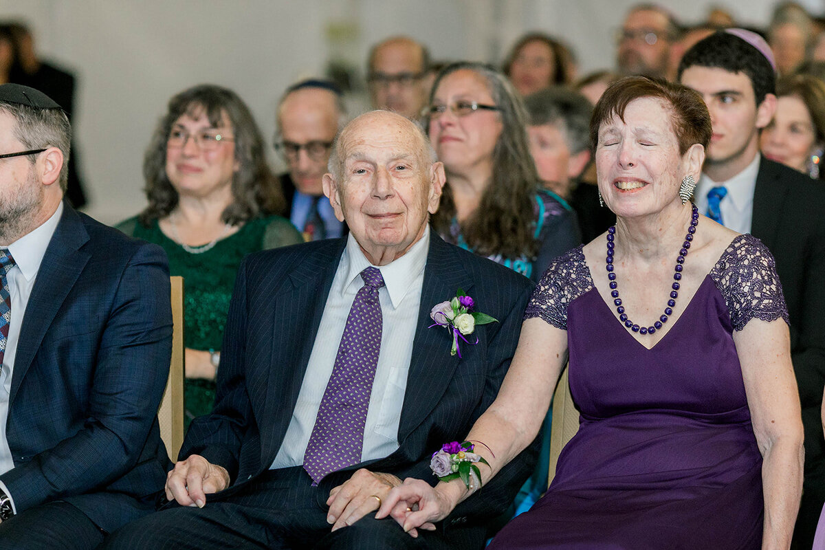 Eliana-Melmed-Photography-Chicago-LosAngeles-Jewish-WeddingPhotography-Chuppah-00143