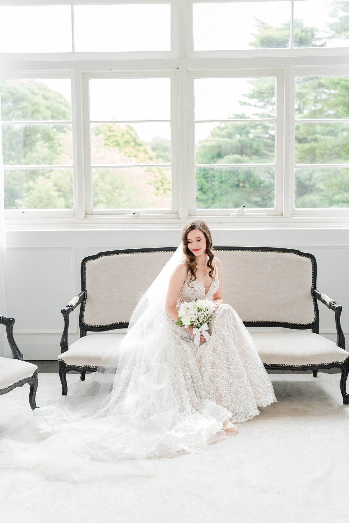 Romantic wedding details at The Robertson Hotel