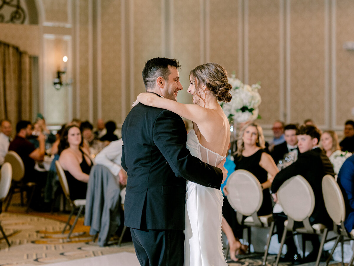 Virginia & Michael's Wedding at the Adolphus Hotel | Dallas Wedding Photographer | Sami Kathryn Photography-195