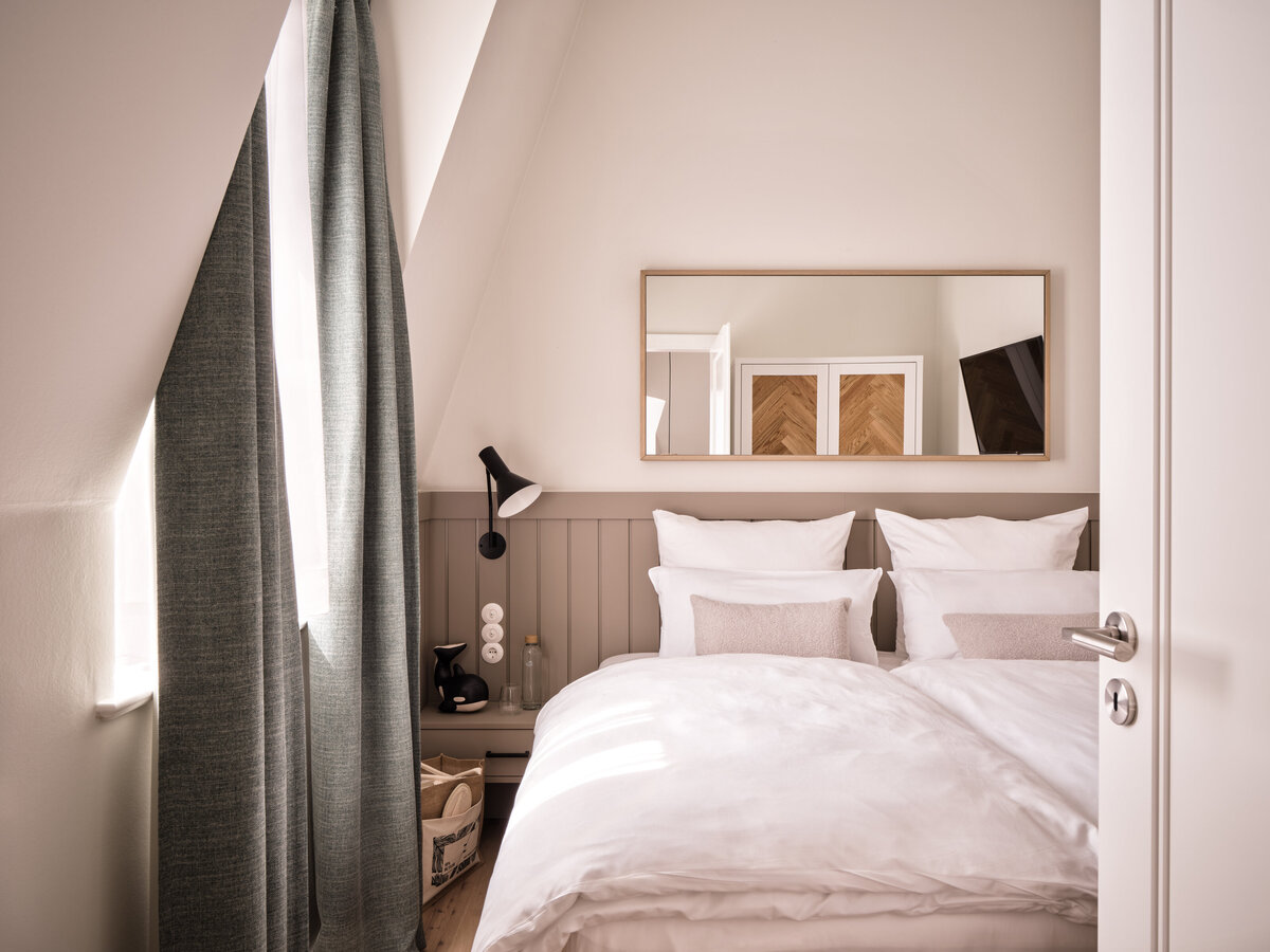 Penthouse-Schlafzimmer-mit-Fenster
