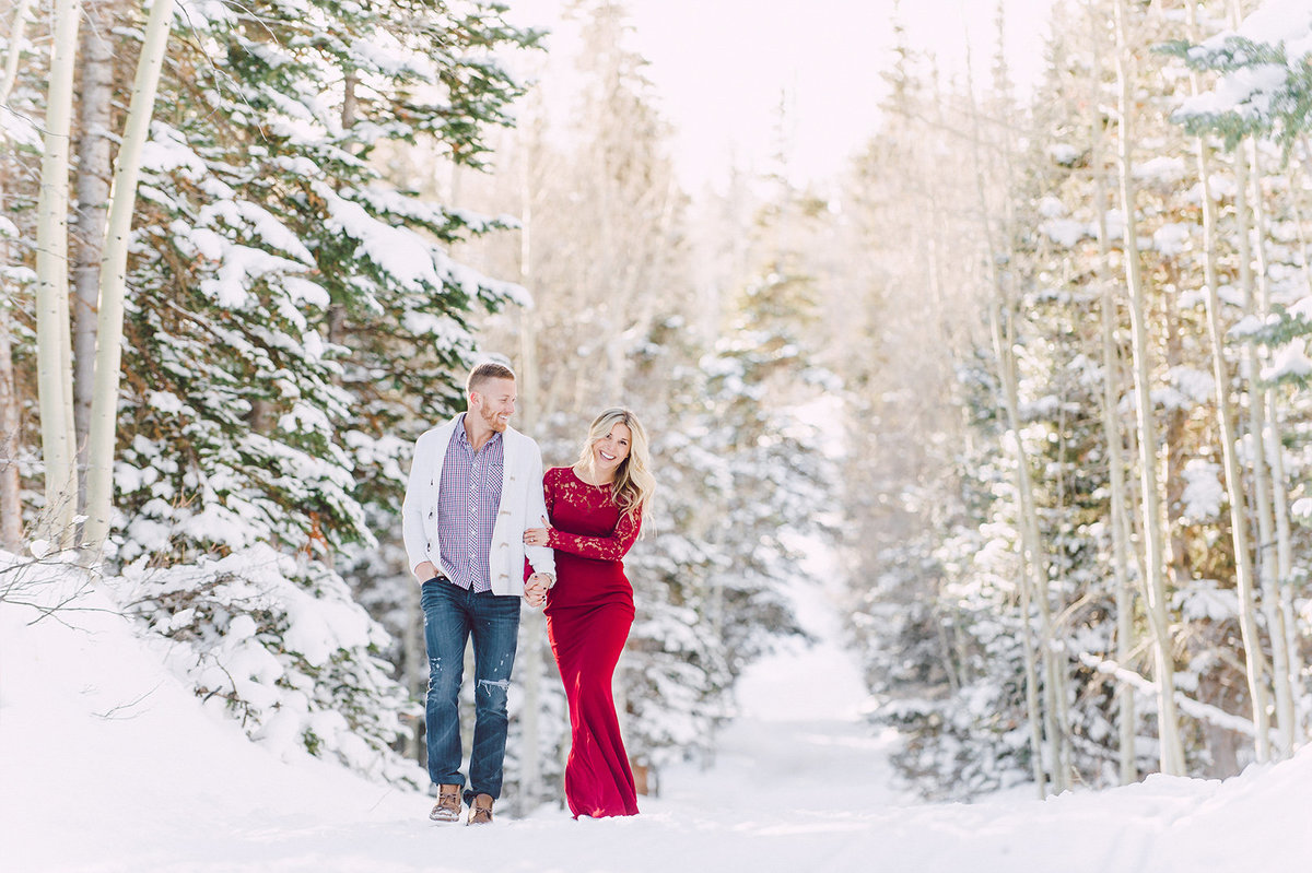 brianhead-christmas-winter-engagement-session-8