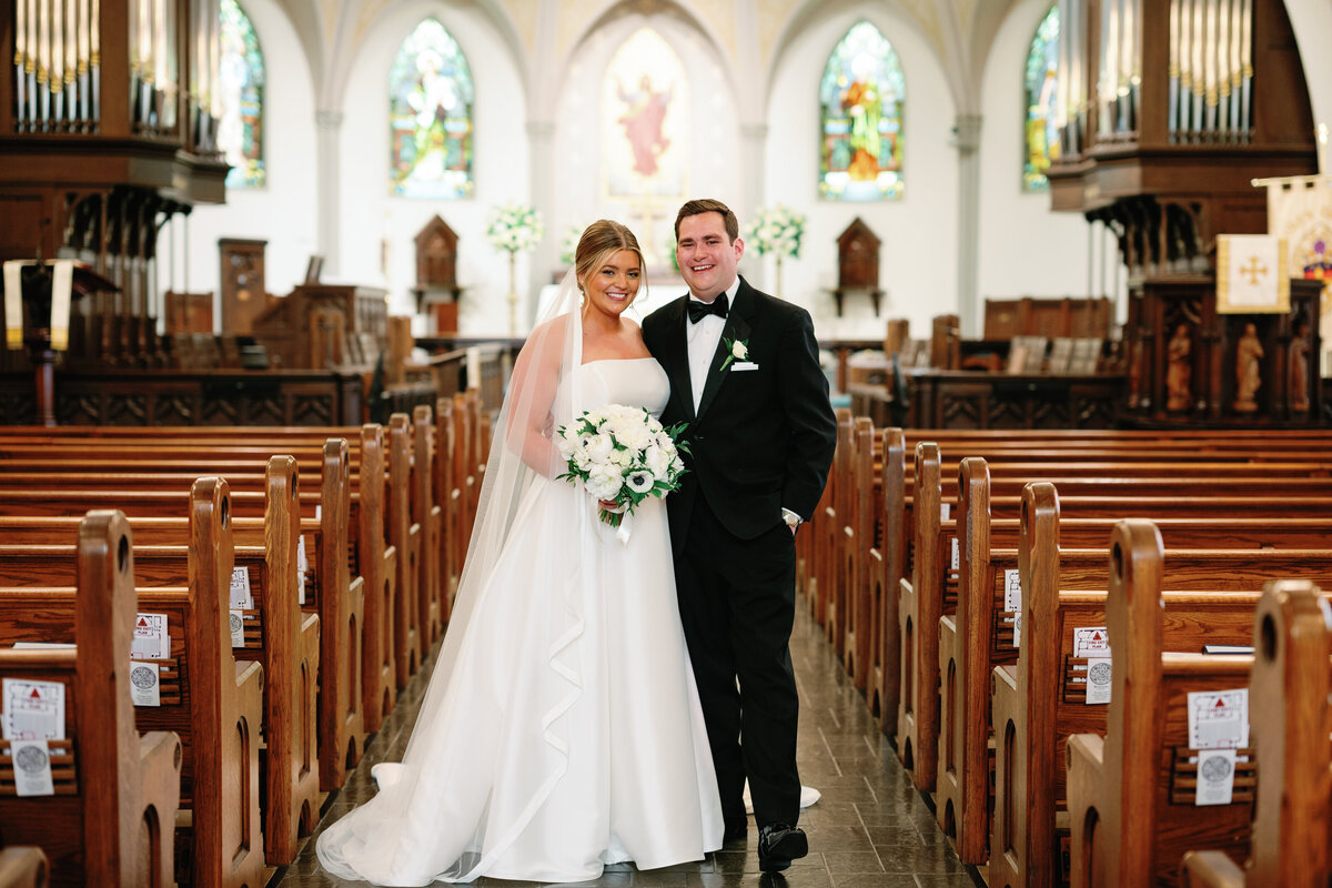 Paige and Tommy Wedding - The Press Room and St. Johns Cathedral - East Tennessee and Destination Wedding Photographer - Alaina René Photography-52