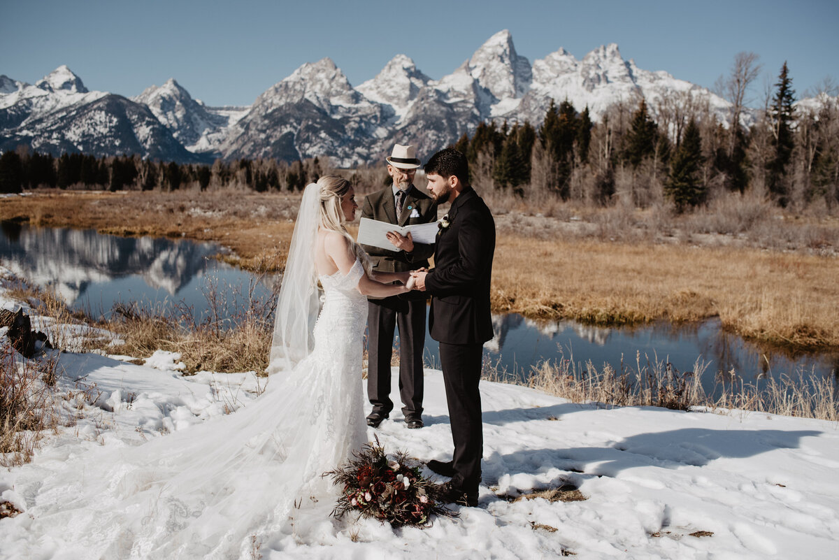 Jackson Hole Photographers capture private elopement ceremony