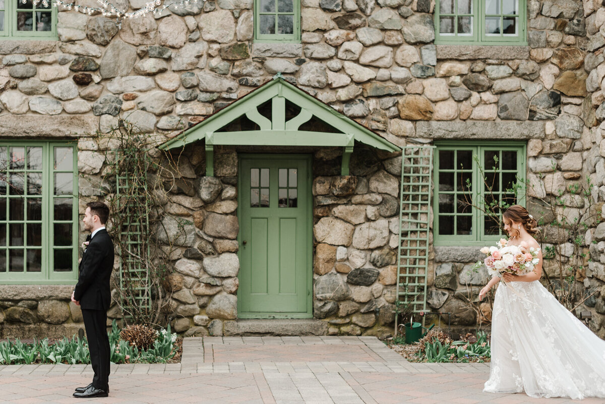 spring-mansion-willowdale-estate-wedding-photographer-photo-38