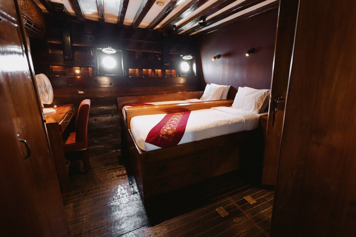 El Aleph Yacht Charter Indonesia Twin Cabin 1