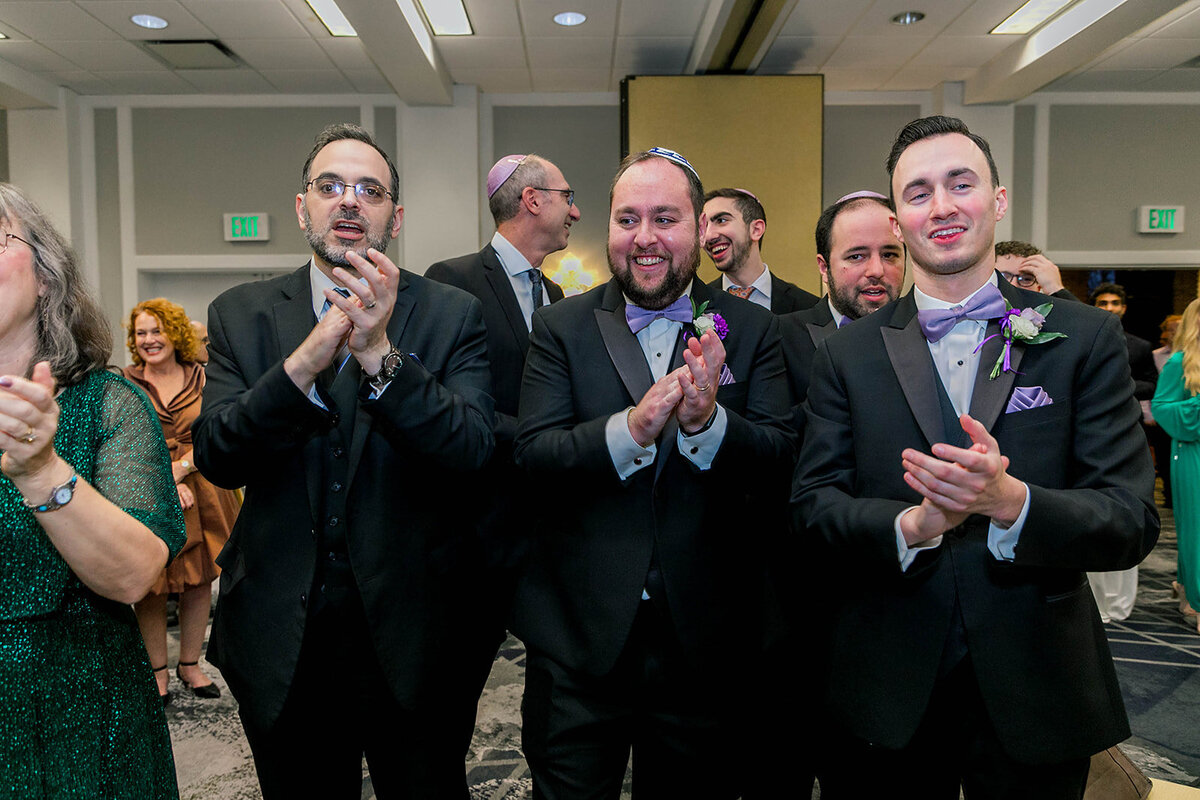 Eliana-Melmed-Photography-Chicago-LosAngeles-Jewish-WeddingPhotography-KabbalatPanim-00124