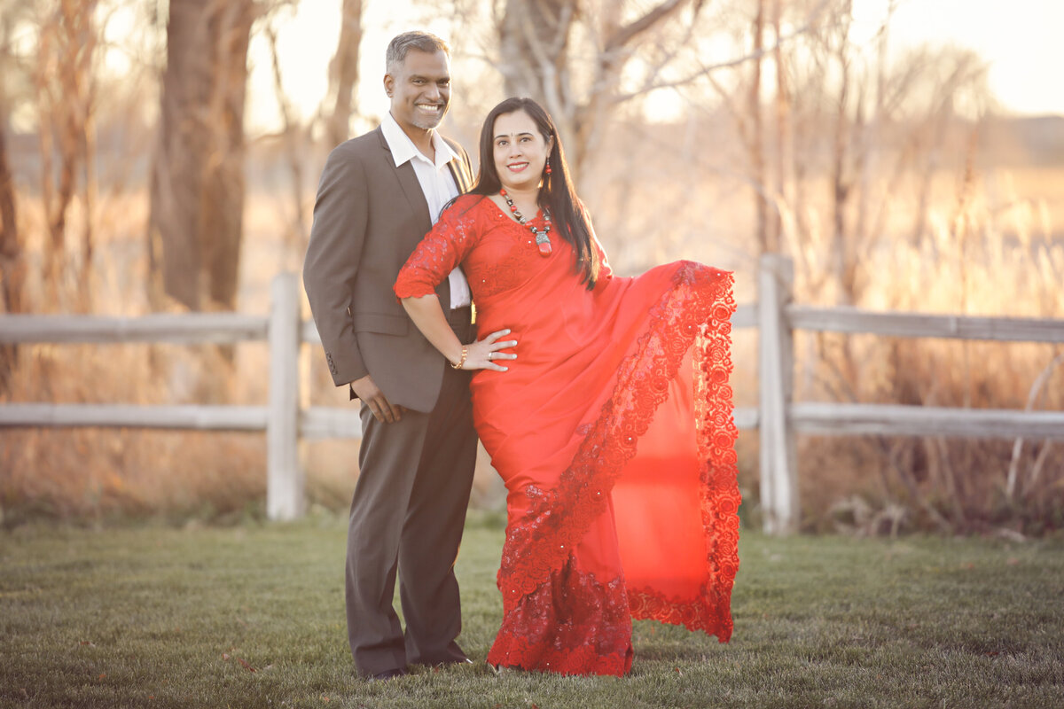 Family-Photos-photography-photographer-yvonne-min-mom-dad-parents-extended-outside-natural-light-golden-hour-sunset-boulder-thornton-denver-north-colorado-arvada-northglenn-westminster-broomfield-india-sari-images-couple-love-portrait-75