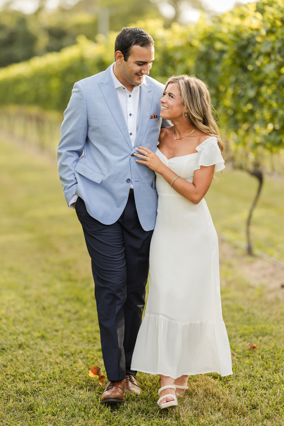vineyard-engagement-session-new-jersey-16