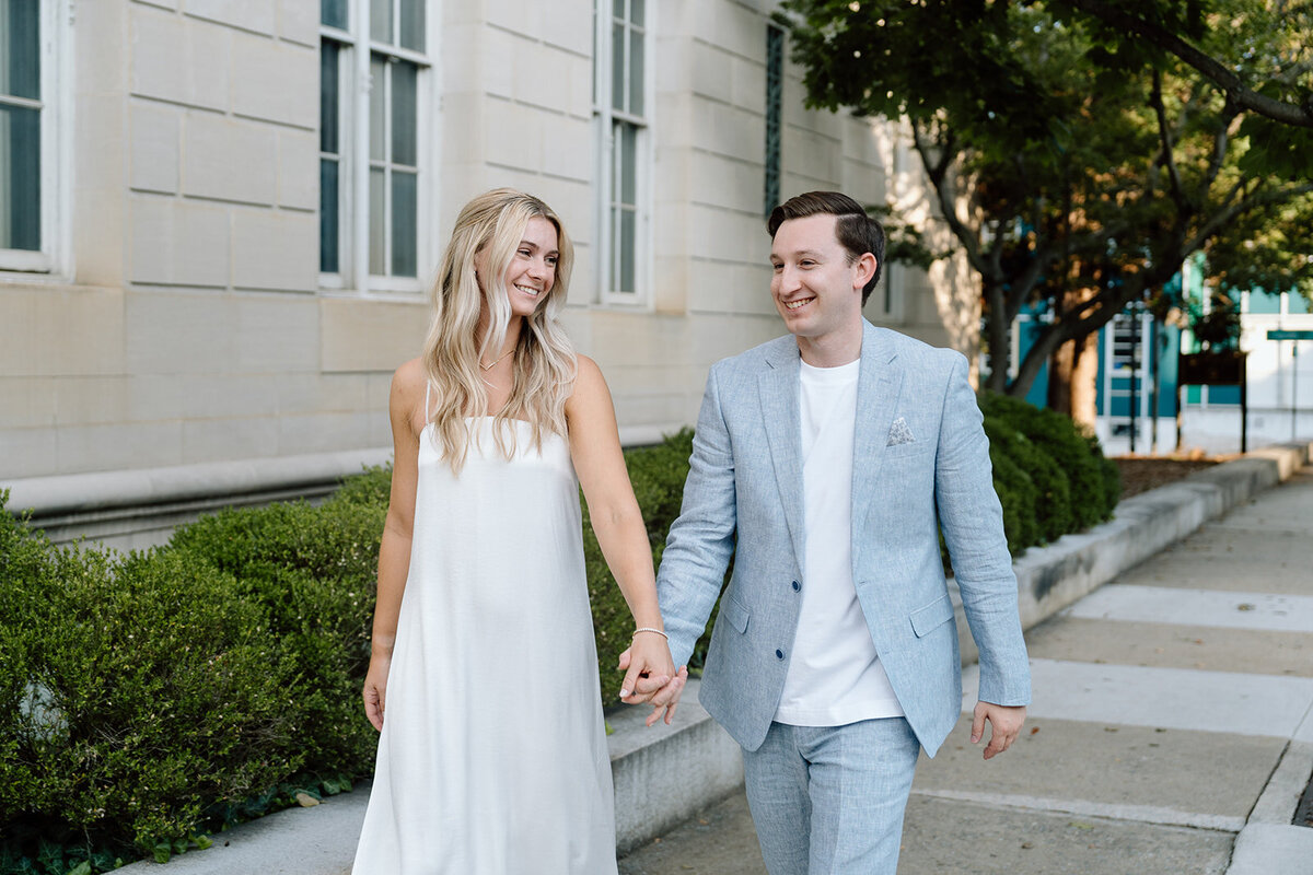 downtown-lynchburg-engagement-session-kelsey-bryan-3