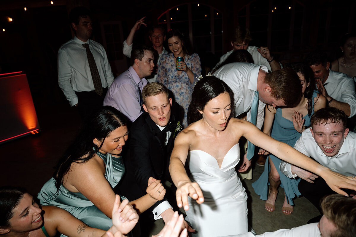 big-spring-farm-wedding-ashley-johnny-100