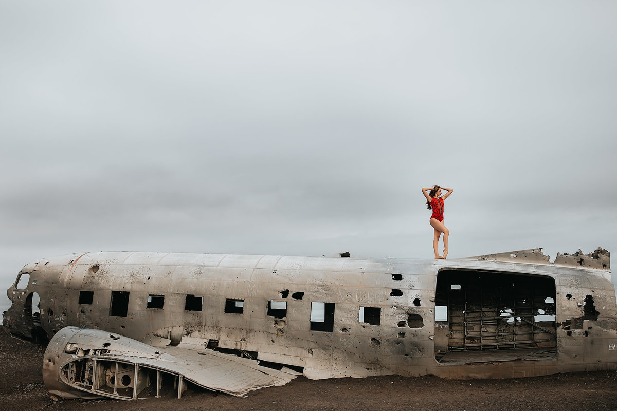 The Abandoned DC Plane on Sólheimasandur ballet dancer collette mruk