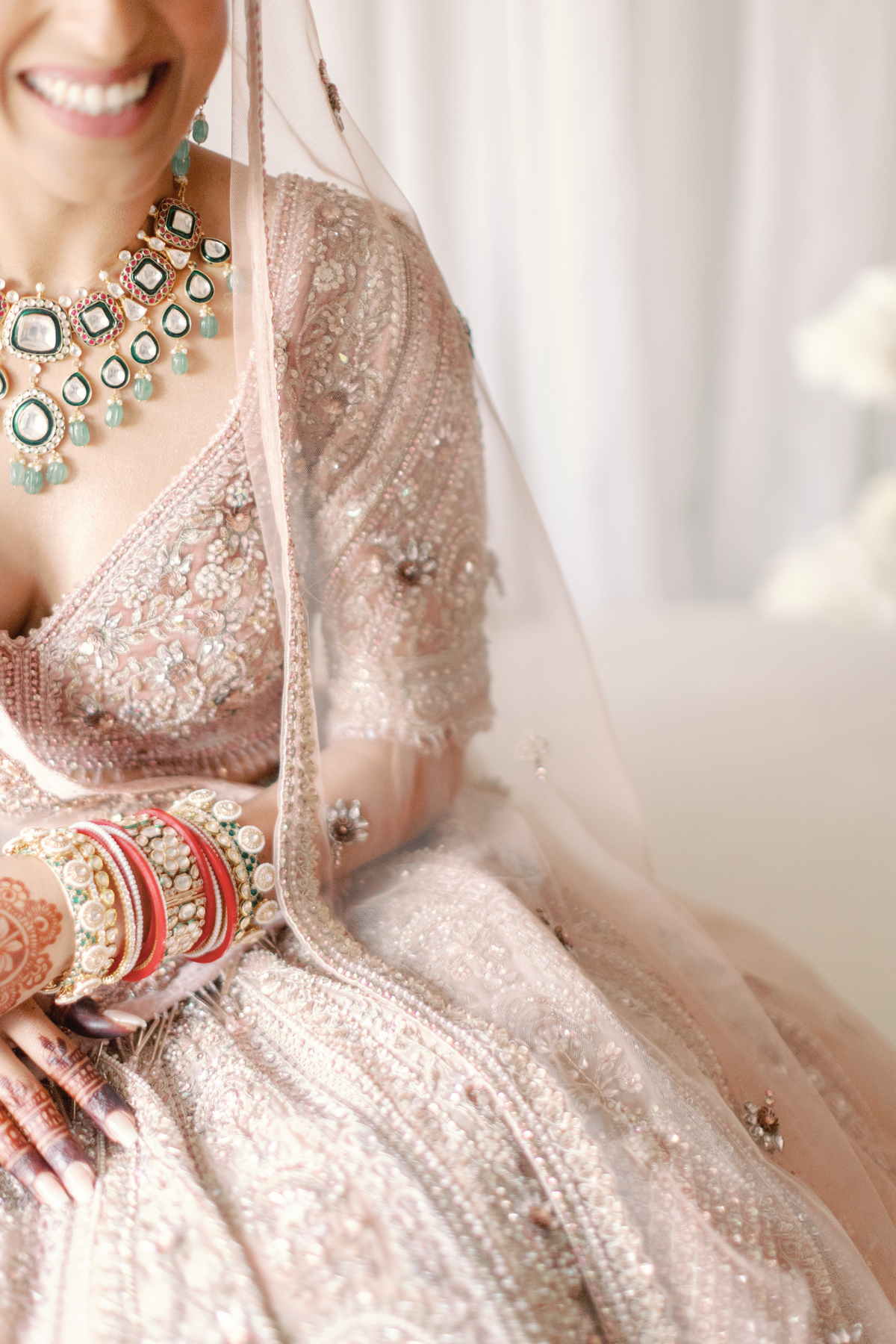 indian-hindu-sikh-bride-mehndi-jewelry-014