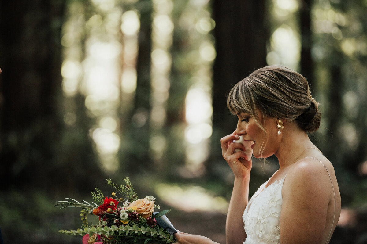 THEDELAURAS_LOMAVISTAGARDENS_BIGSUR_WEDDING_JENNARALEIGH_ENGAGEDANDINSPIRED_0367 copy