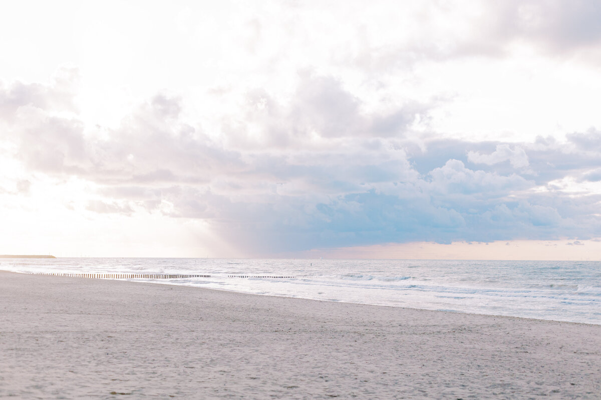 Katherine & Jean-Louis wedding - LDR Ph-762 Hotel de Blanke Top Beachclub Moio Strand Beach Wedding