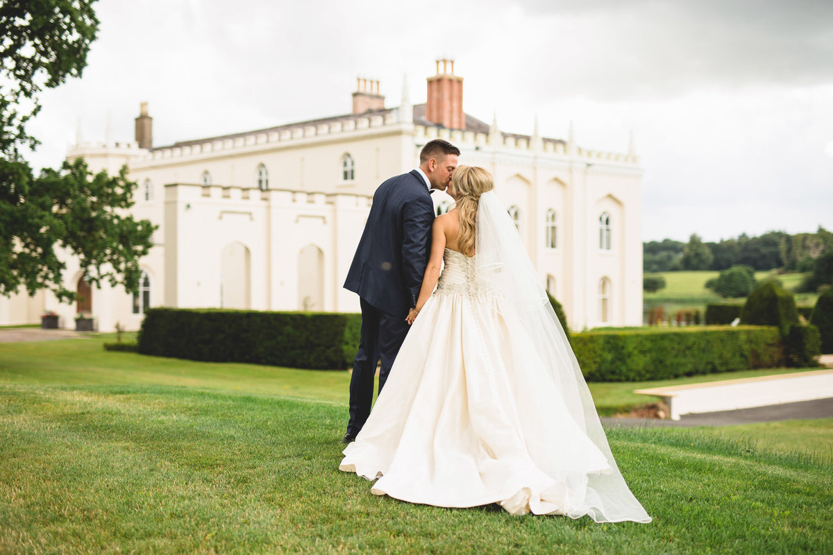 combermere abbey kiss