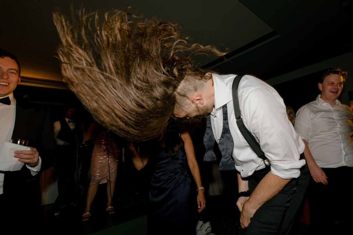 Hairflip at Dancefloor