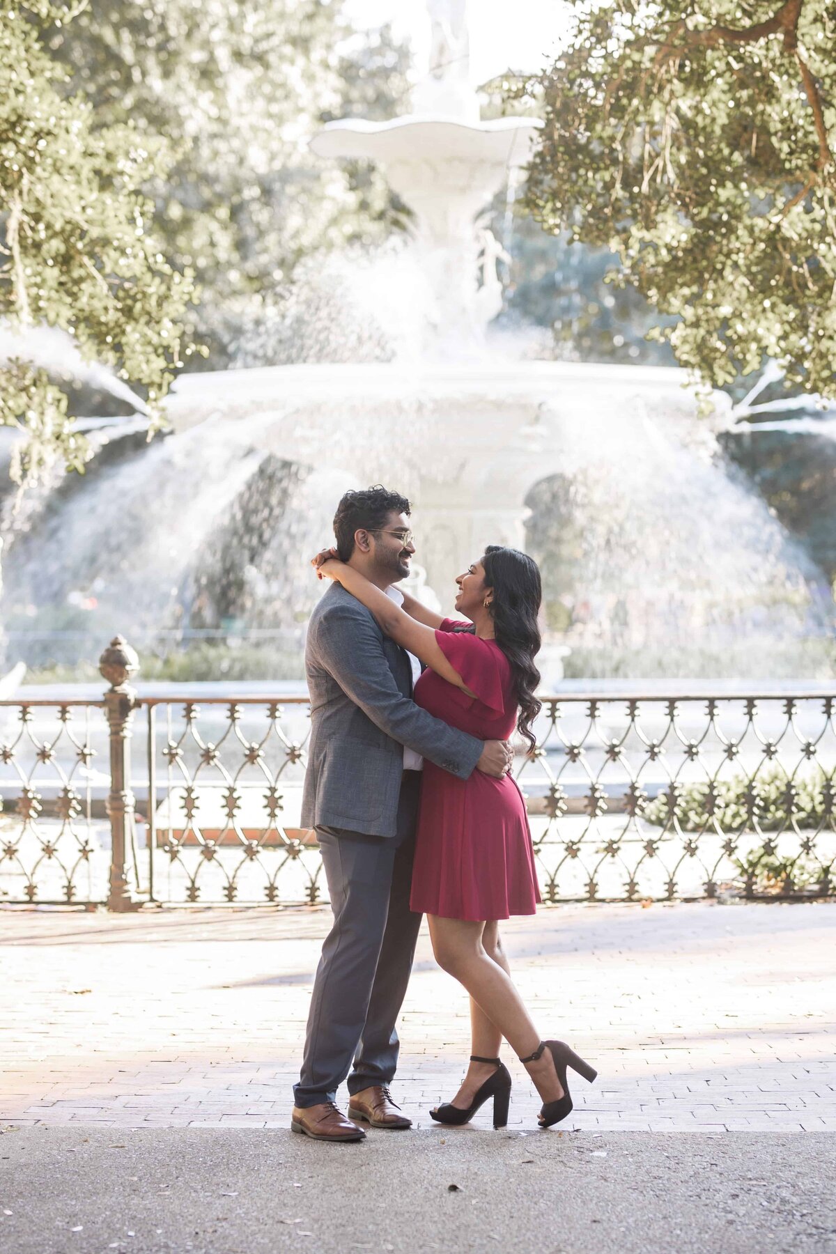 Engagement Photos in front of Forsyth Park Fountain, by Phavy Photography, Savannah Engagement and wedding photographer