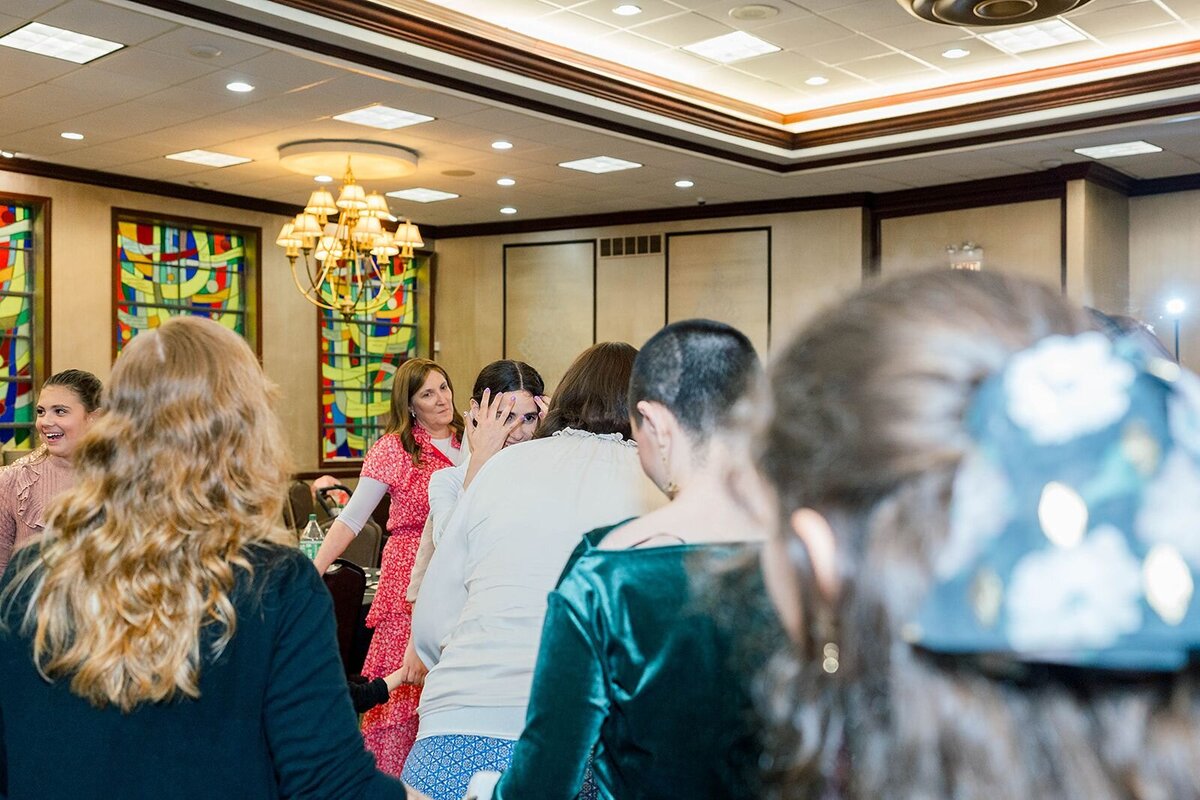 Eliana-Melmed-Photography-Chicago-LosAngeles-Jewish-WeddingPhotographer-CarmiKalman-WomensDancing-00051