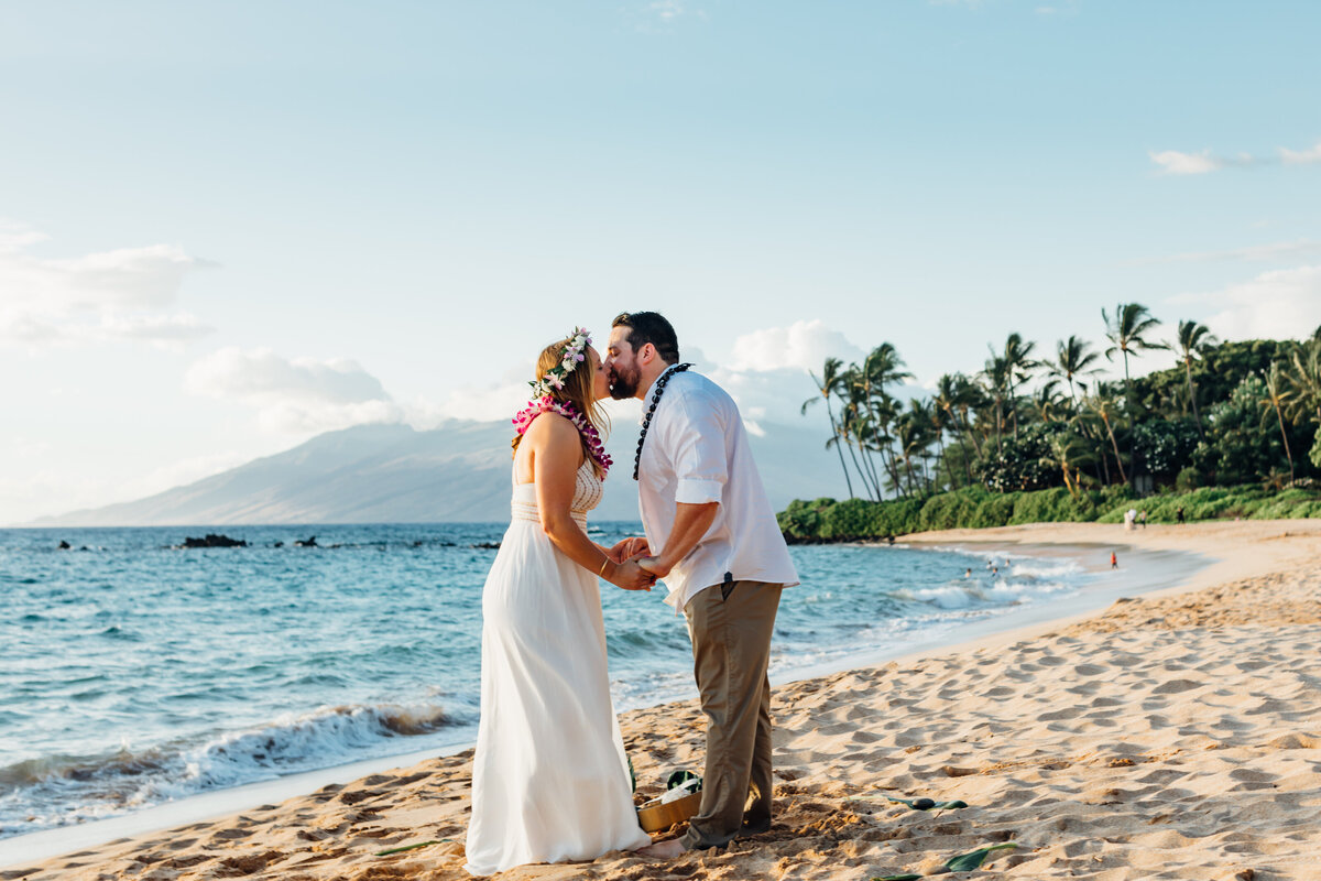 White Rock Elopement Wedding - Moorea Thill Photography Maui-10