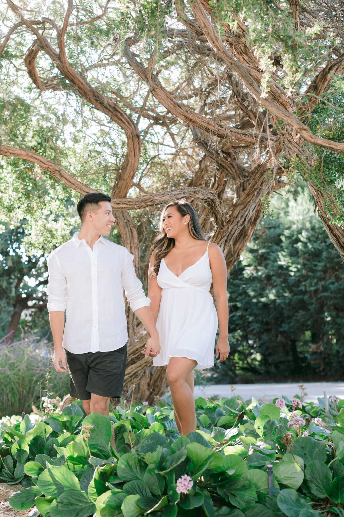 Carmel-by-the-sea-engagement-session-001