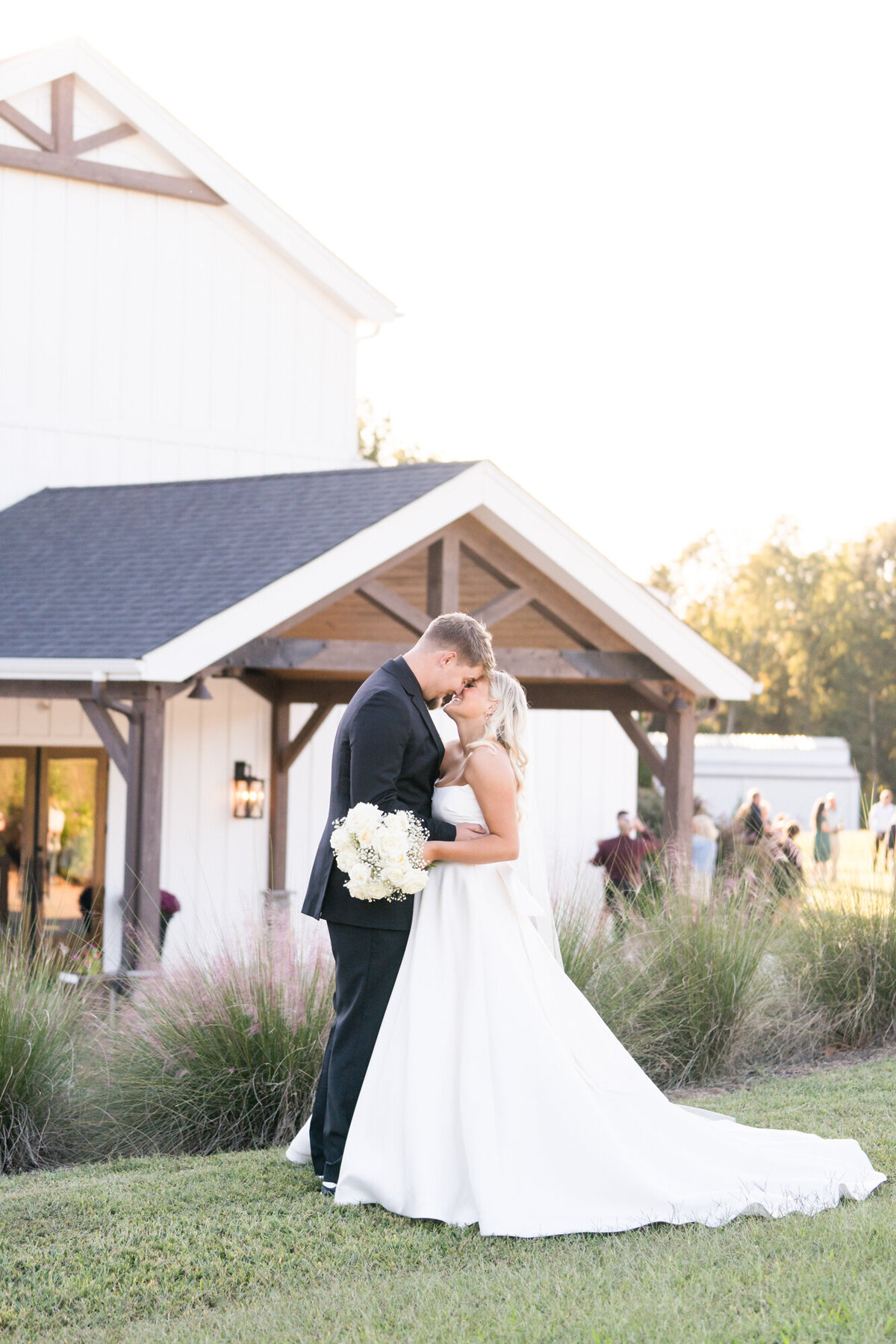 venue-at-edgewood-anderson-SC-wedding-venue-Photographer-37