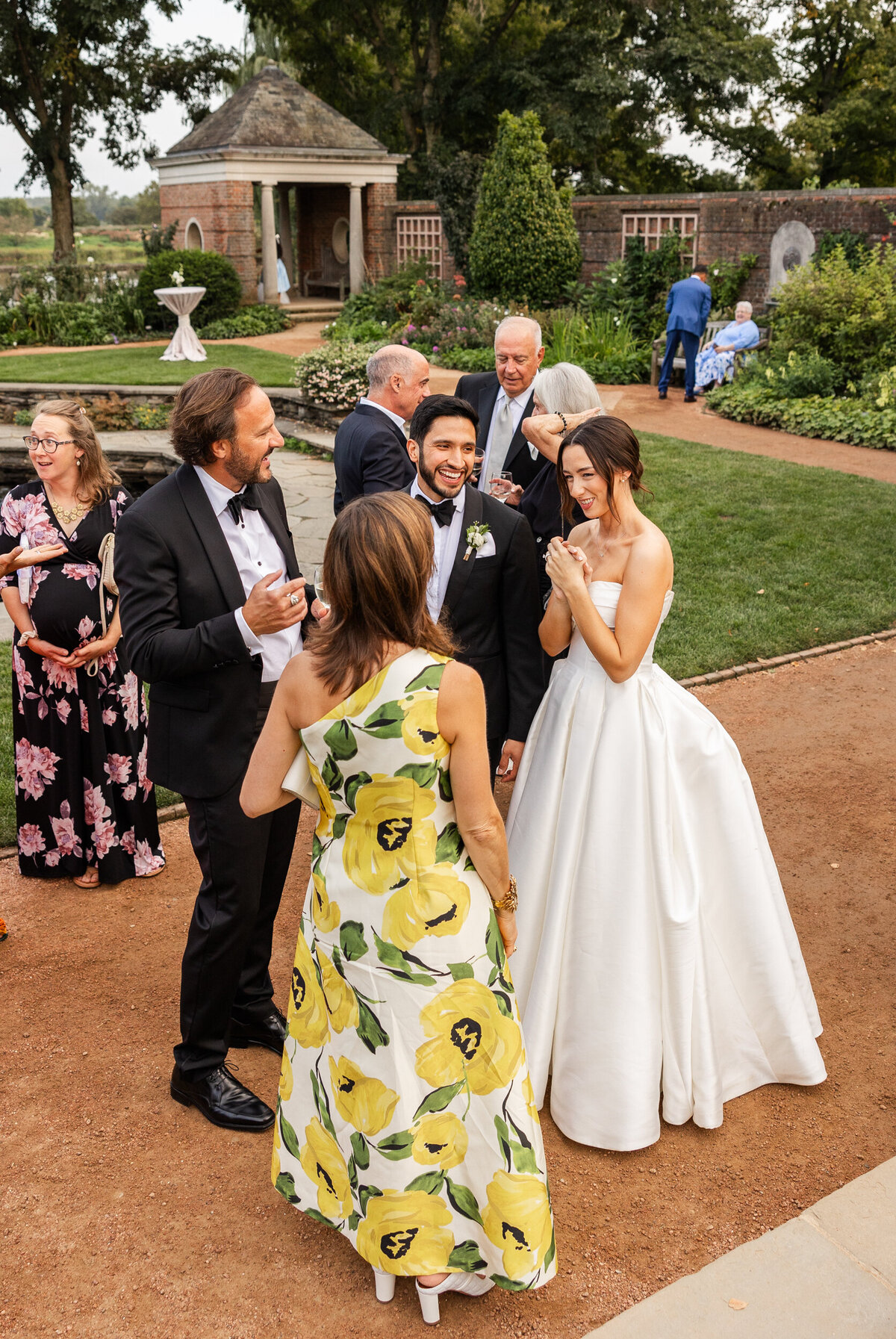 chicago-botanic-garden-wedding-summer-alex-ferreri--51