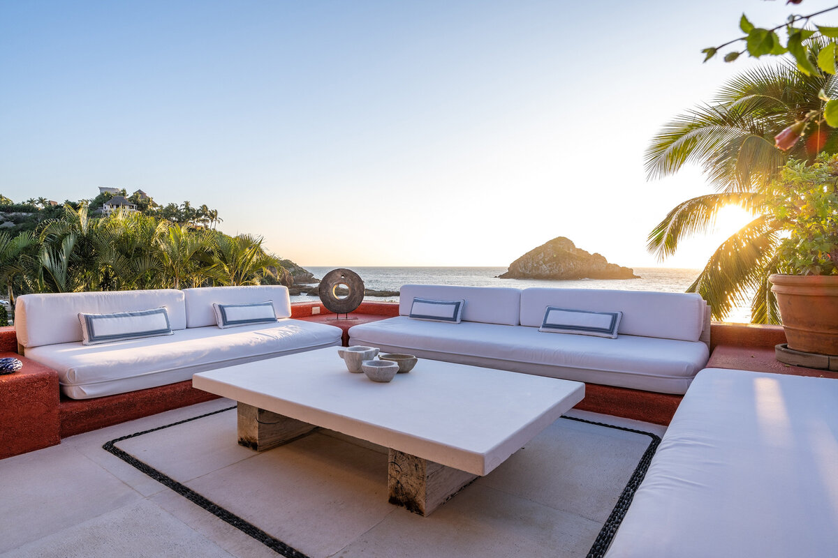 Careyes-Mexico-Properties-Villas-Casita-Carioca-Terrace-Lounge-Ocean-View4273