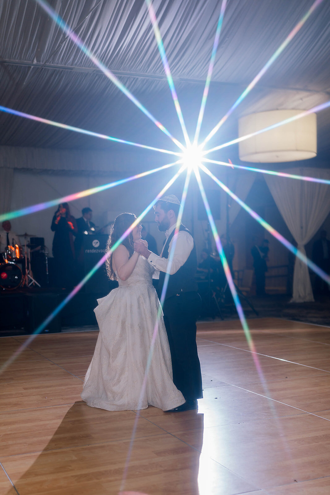 Eliana-Melmed-Photography-Chicago-LosAngeles-Jewish-WeddingPhotography-DInnerSpeeches-00103