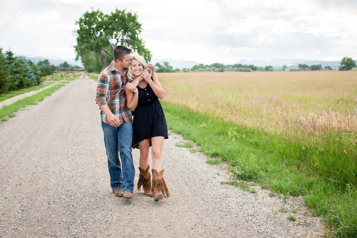 country-road-engagement-photos