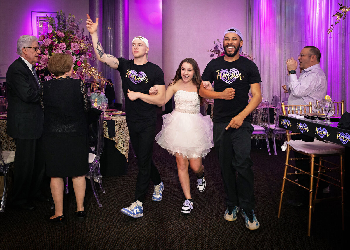 bat-mitzvah-girl-entrance-party-dj-fun