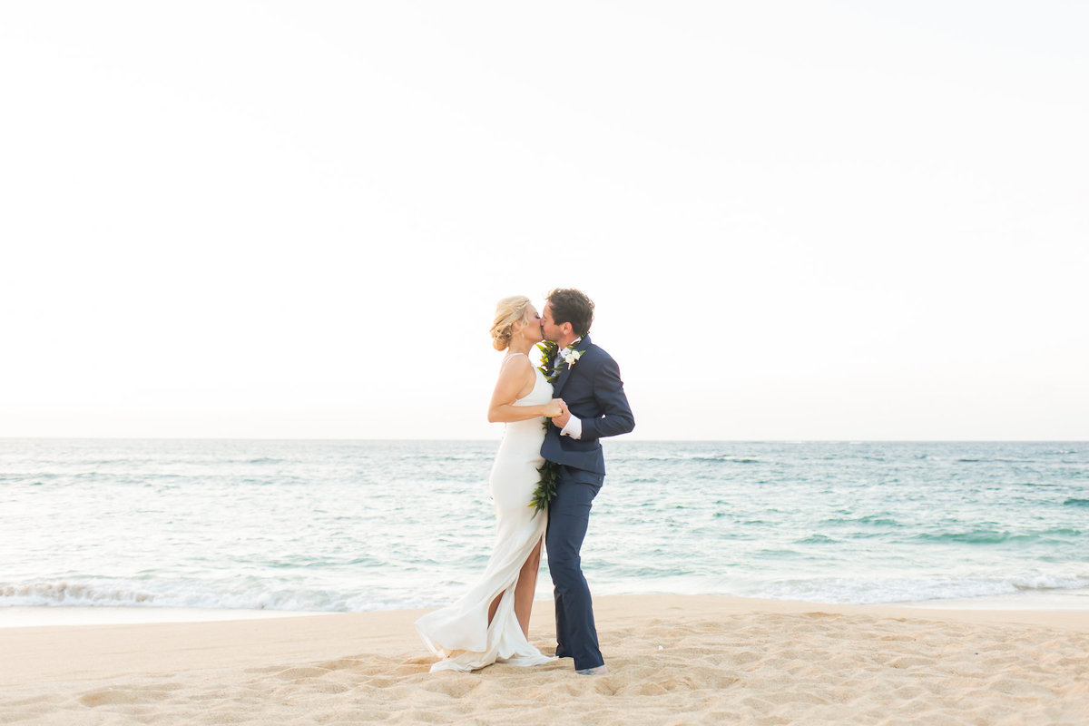 maui beach wedding photography - kiss