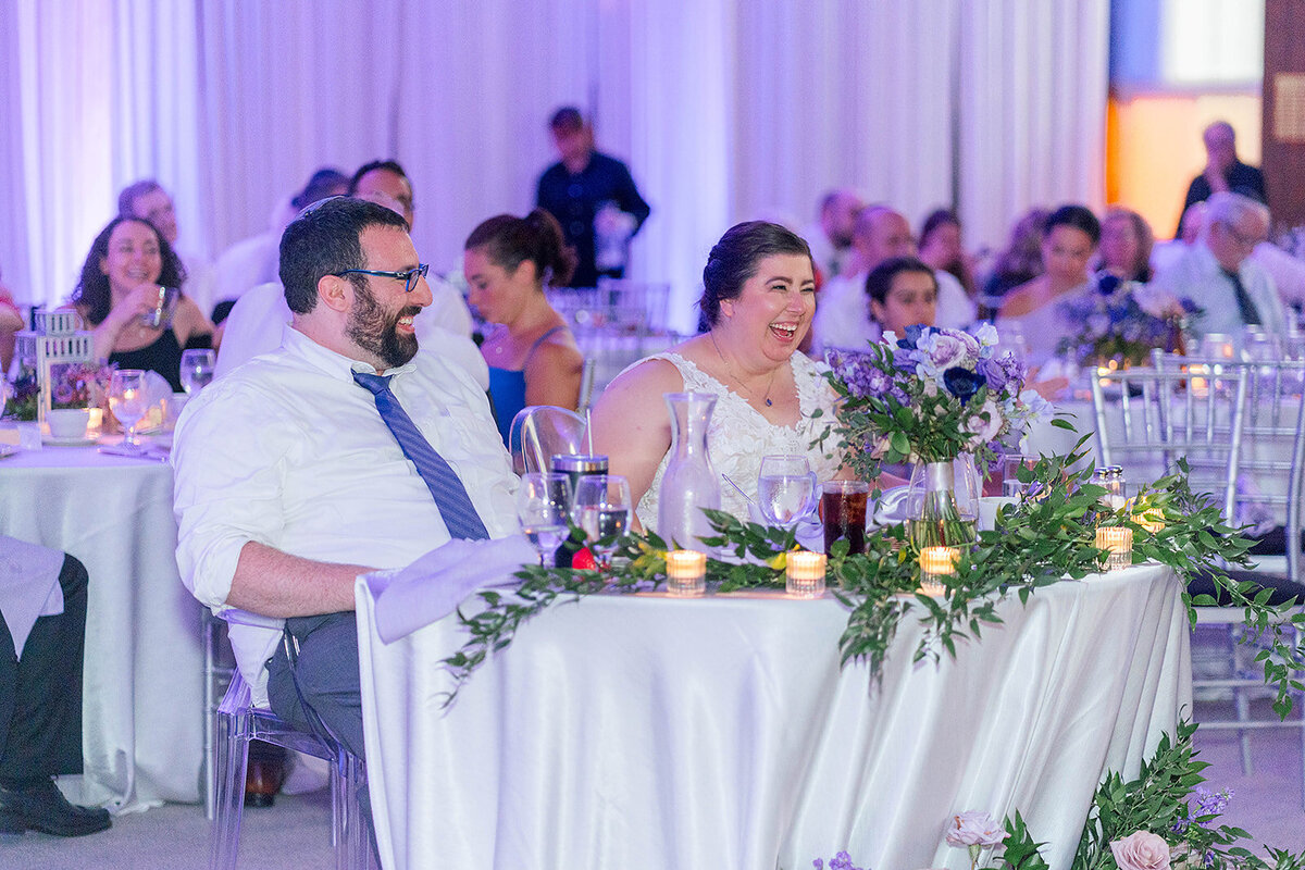 Eliana-Melmed-Photography-Chicago-LosAngeles-Jewish-WeddingPhotography-ElianaSklar-DanceFloor-00069