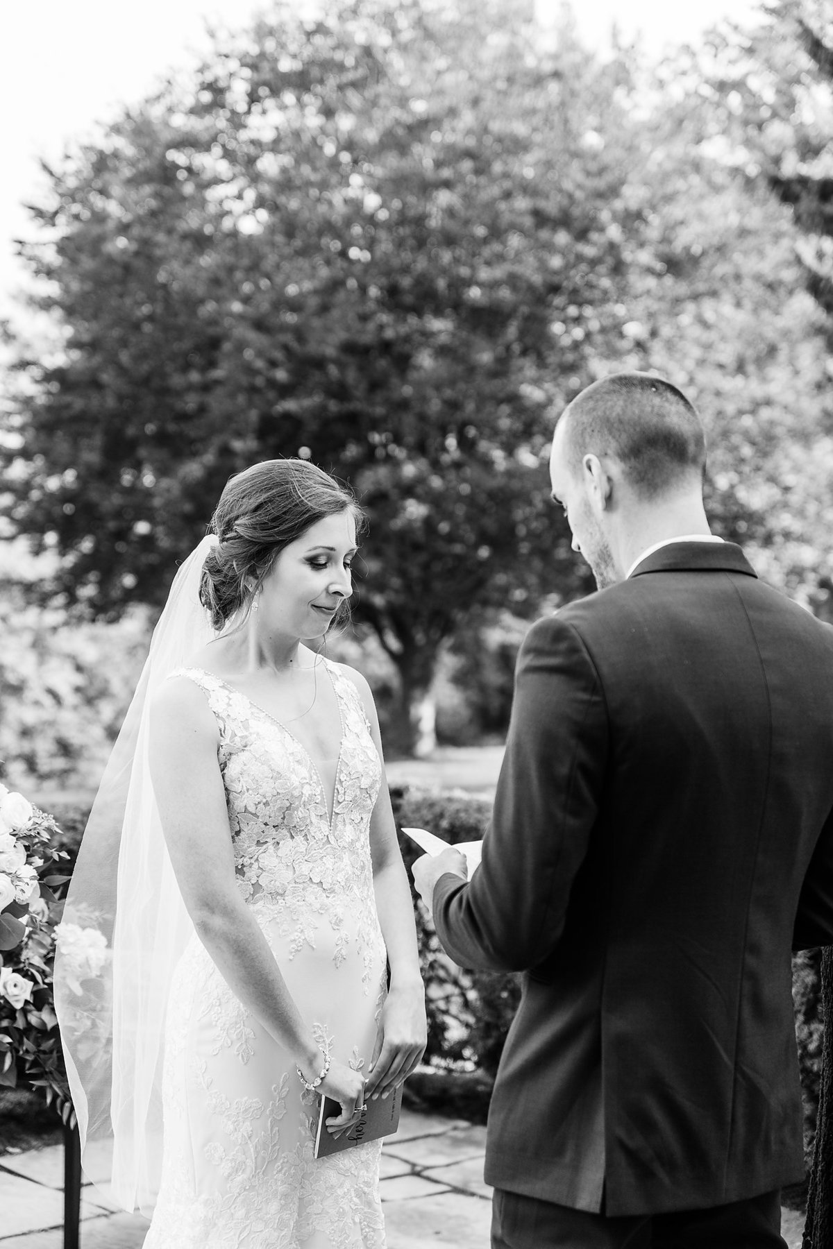 Romantic Windermere Manor Wedding | Dylan and Sandra Photography 046