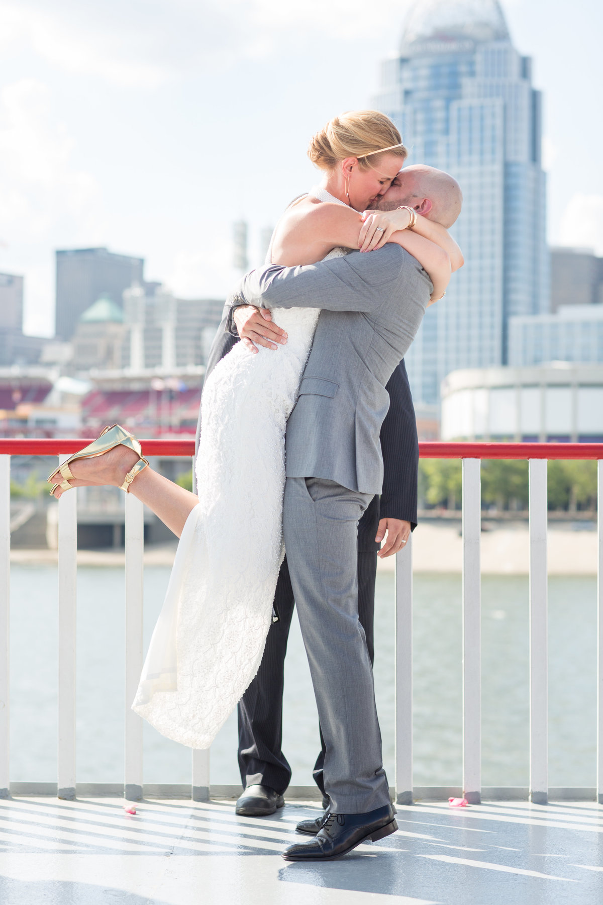 Erik-Katie-BB-Riverboat-Cincinnati-Wedding-868