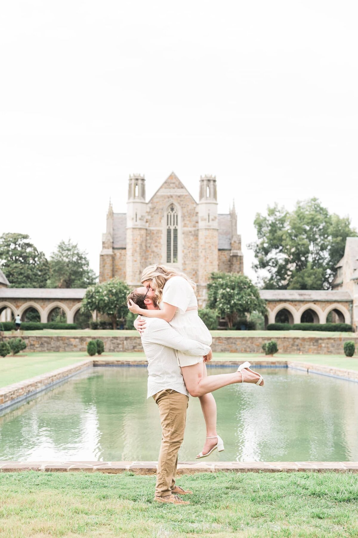 Elli-Row-Photography-Bery-College-Engagement_5080