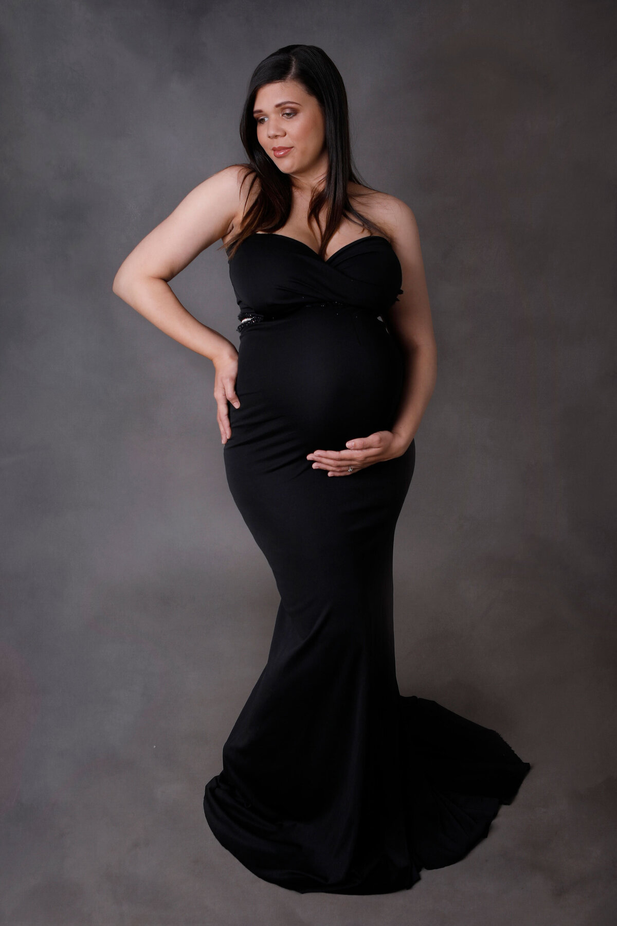 Mommy-to-be-in-black-maternity-dress
