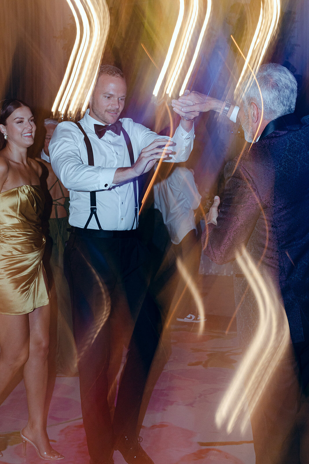 Meg Lee is a luxury Pittsburgh wedding photographer specializing in timeless, editorial, and heartfelt wedding photography for modern couples.