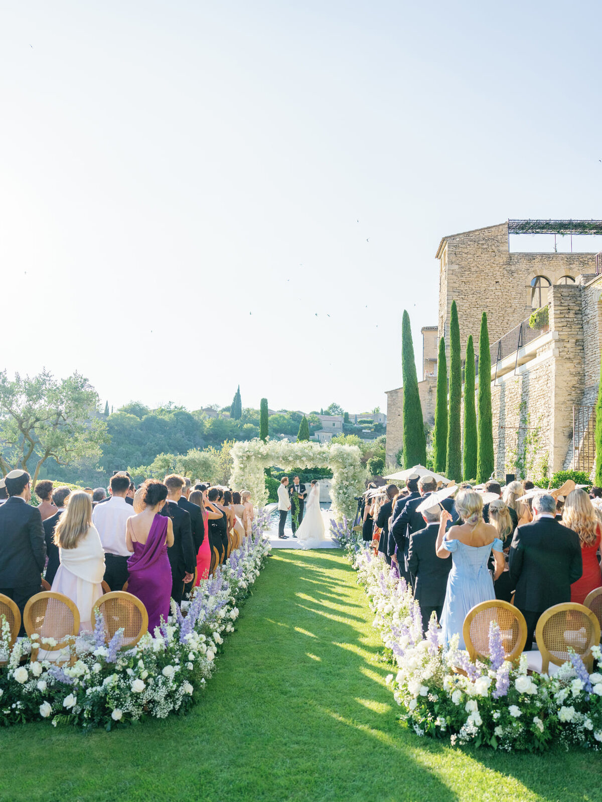 bespoke-luxury-garden-style-wedding-ceremony