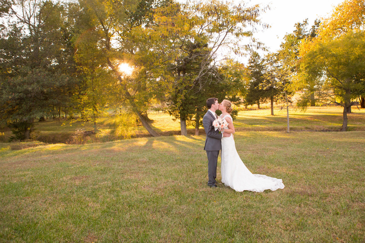 Weddings - Holly Dawn Photography - Wedding Photography - Family Photography - St. Charles - St. Louis - Missouri -48