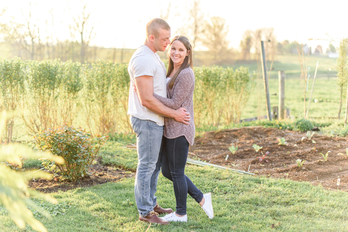 Olivia & Cody_ White Chimney's Engagement session_ Olivia Rae Photography-158