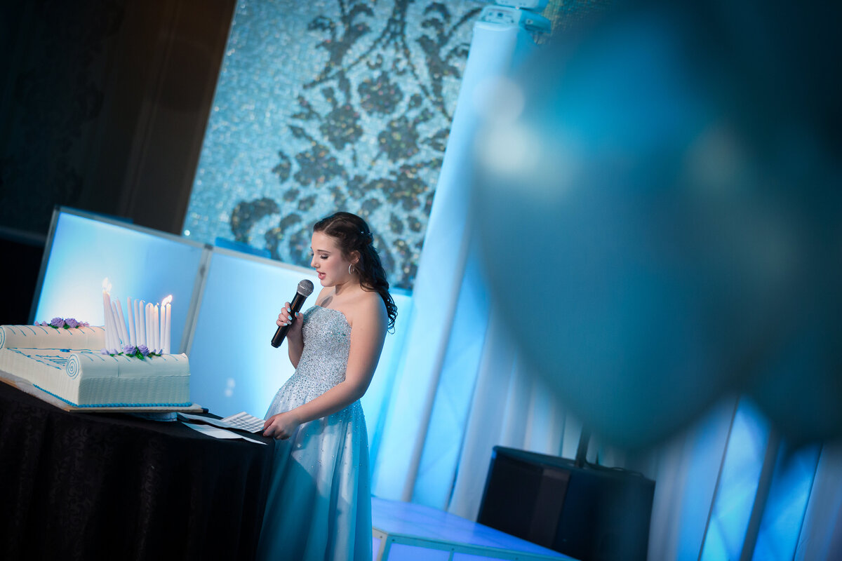 bat-mitzvah-candle-lighting-blue-grand-marquis