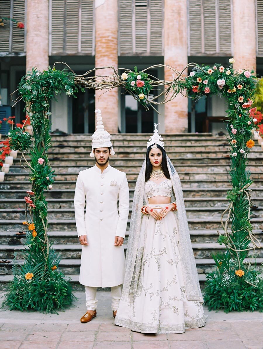 Sabyasachi Modern White Mukut Hindu Wedding Ceremony Indian Wedding Photographer Bonnie Sen Photography