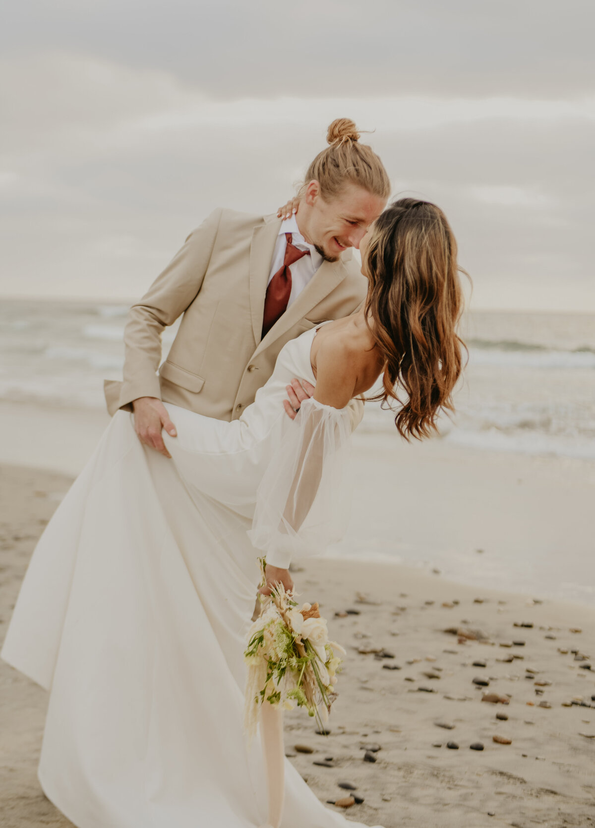 Beach_elopement_Grit_trulygracephotography_March_2022-17