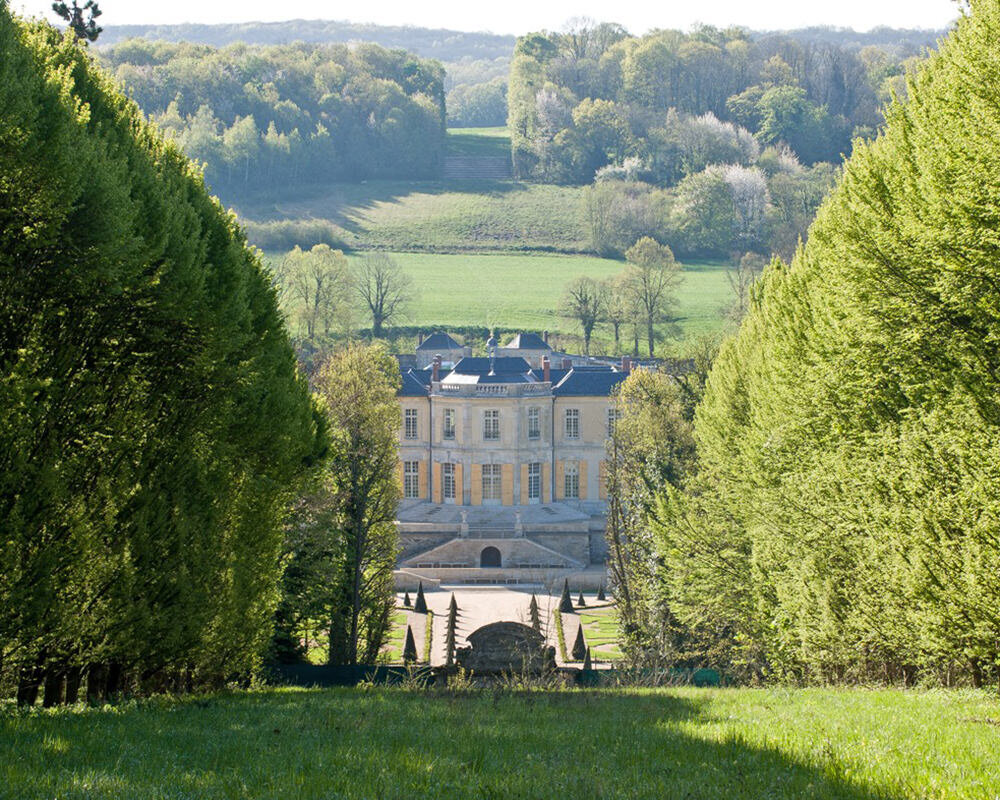 --Chateau de La Villette Fairytale Castle for Weddings in France -10