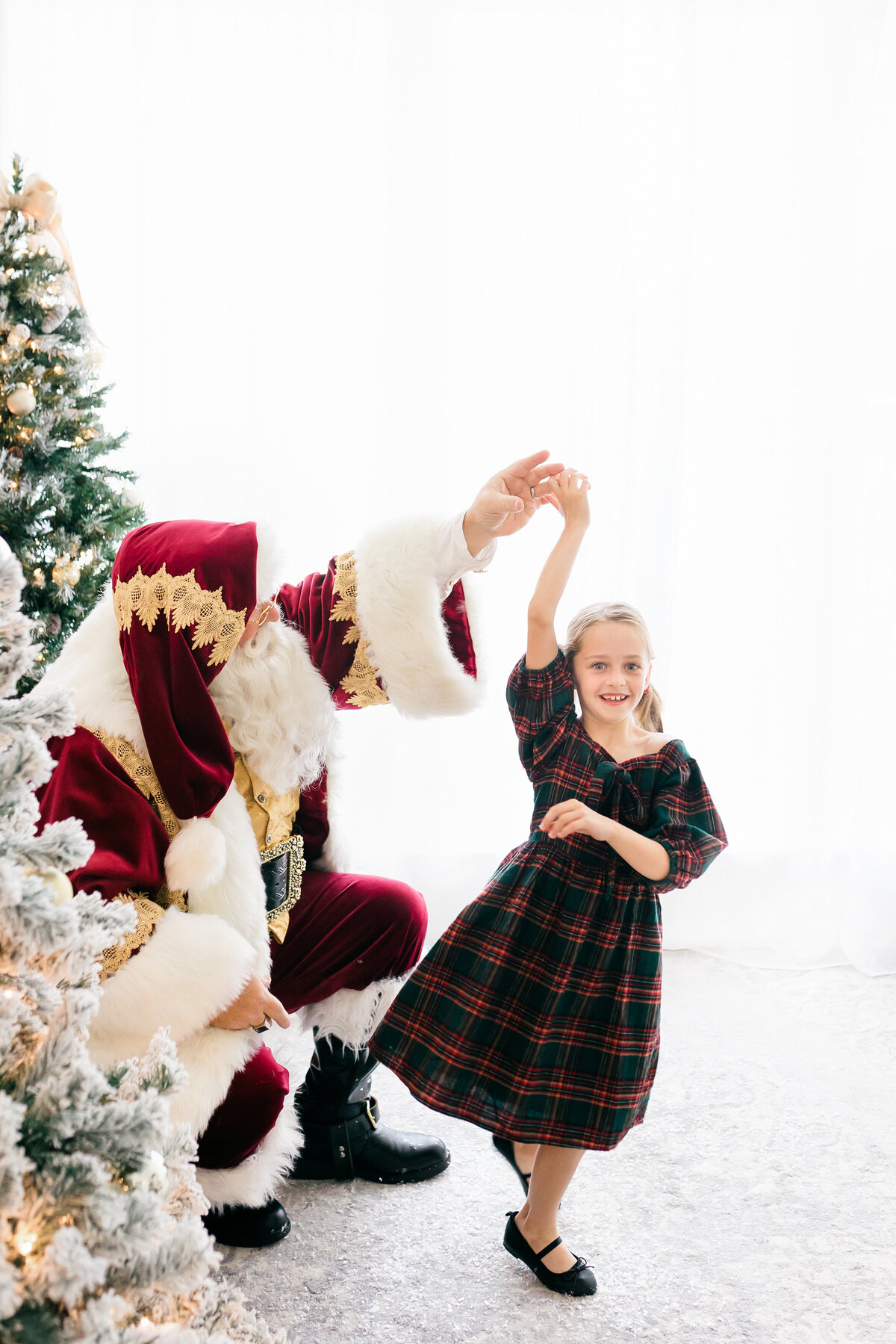 AllieBlaylockPhotographySanta16resized