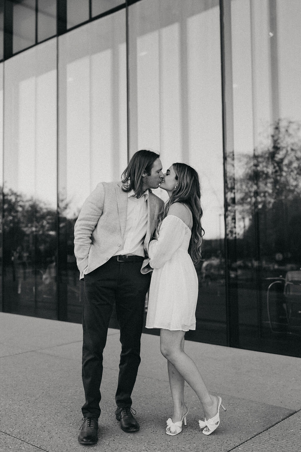 sjb-sarah-jane-bradley-photos-east-coast-philadelphia-new-york-destination-editorial-wedding-photographer-engagement-gallery3-9