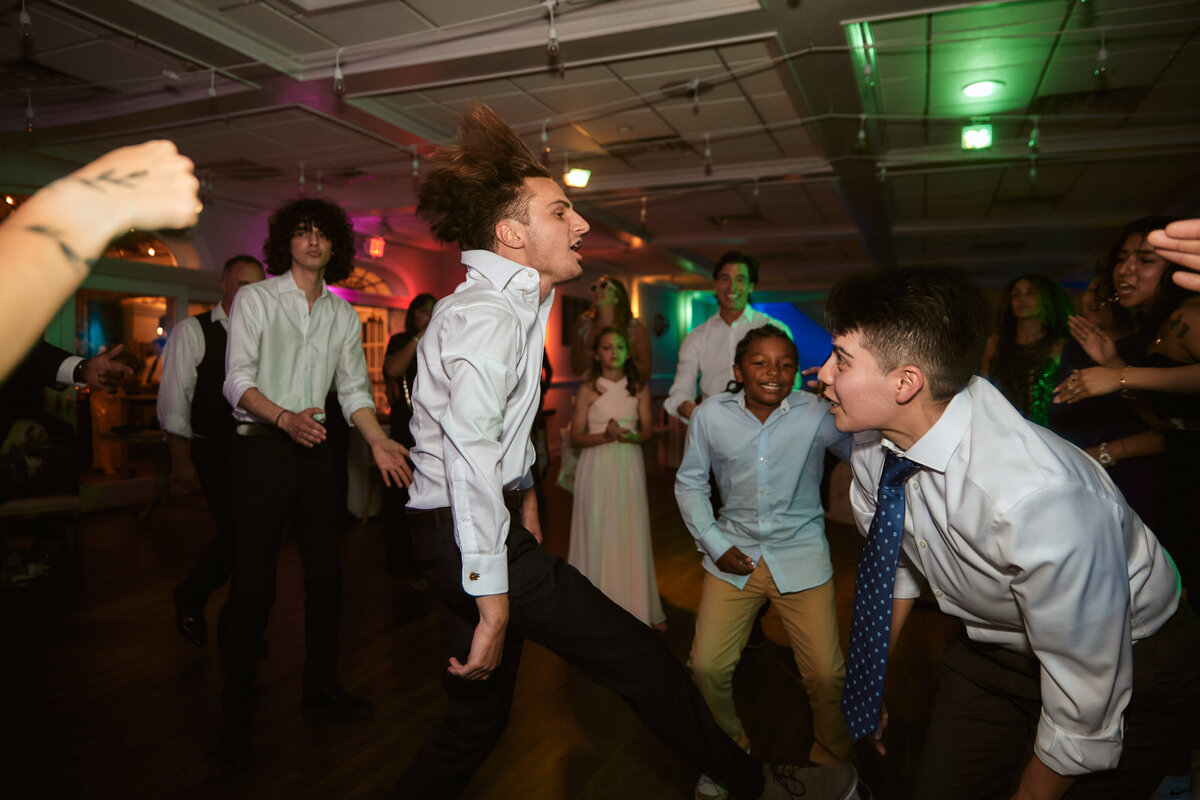 Cleveland wedding photographer