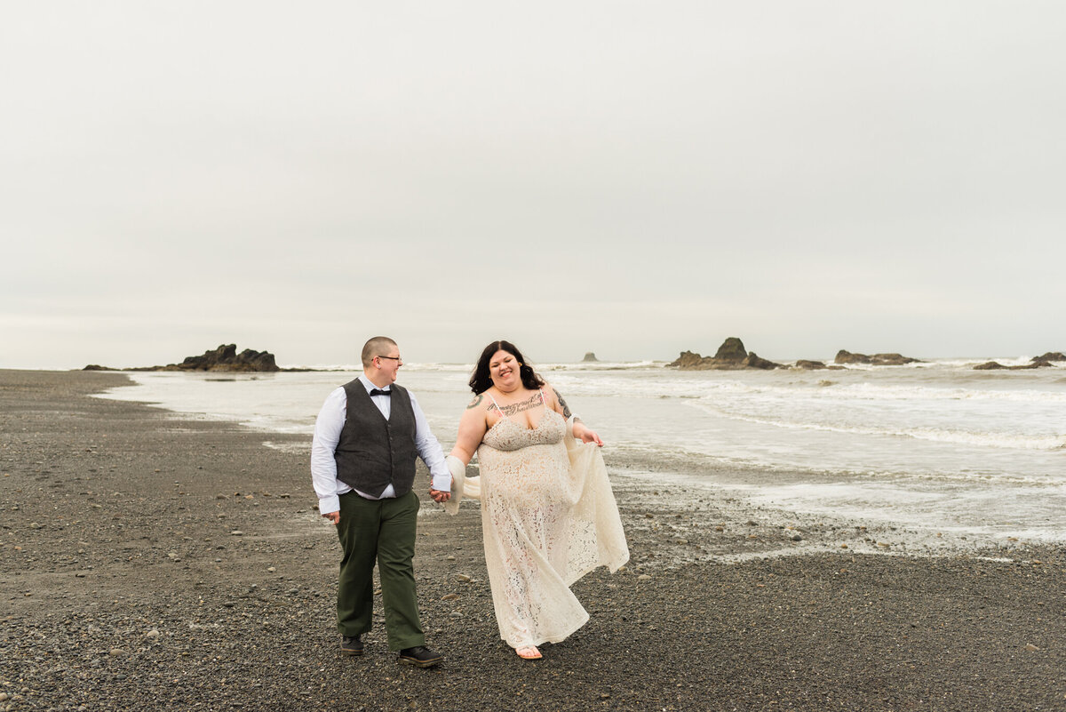 Bellingham-Wedding-Photographer_WA-Coast-Elopement_Caylie-Mash-Photography_178